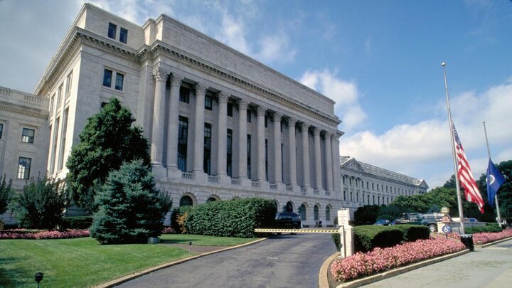 Photo of Agriculture Department building.