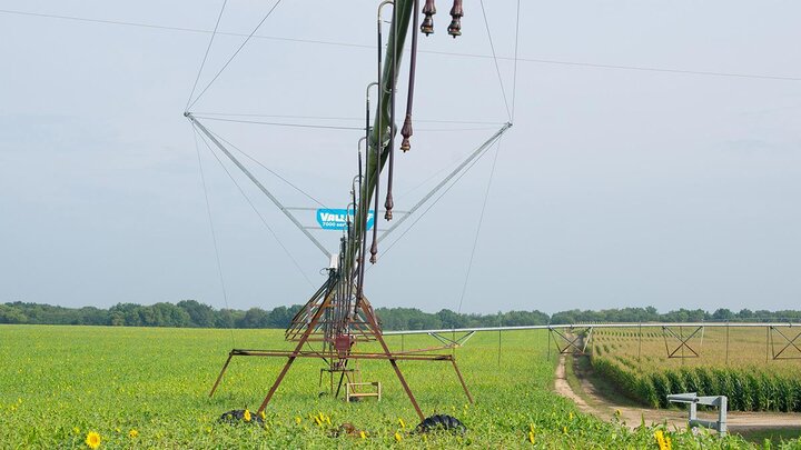 Center pivot photo.